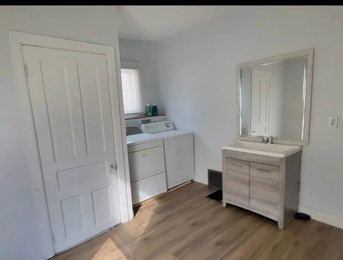 3 bed, 1452 sqft, $1,495 — Photo 2