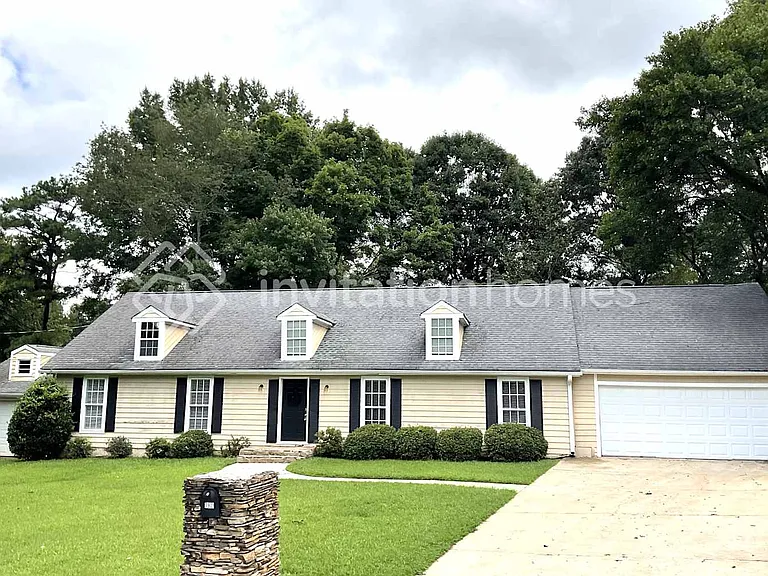 3921 Crestmoor Ct — Photo 1