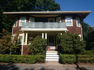 5 Lincoln Rd #1, Brookline, MA 02445