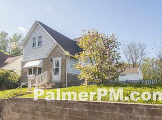 561 Lydia St NE, Grand Rapids, MI 49503