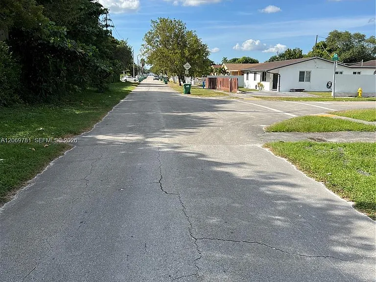 13735 NW 23rd Ave — Photo 34