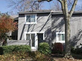 119 Twin Lakes Dr, Fairfield, OH 45014