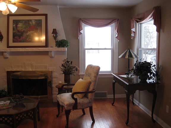 5th image of 309 Claranna Ave
