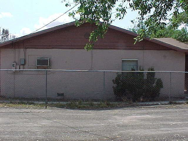 2nd image of 2413 East Ave
