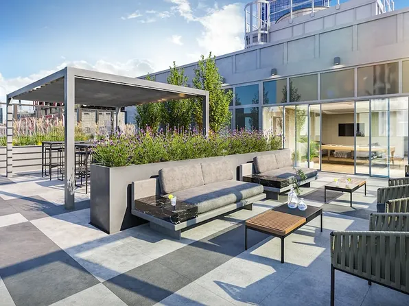 315 West 33rd Street image 16 of 19