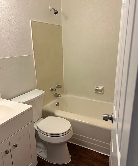 6826 Friarwood Dr — Photo 11