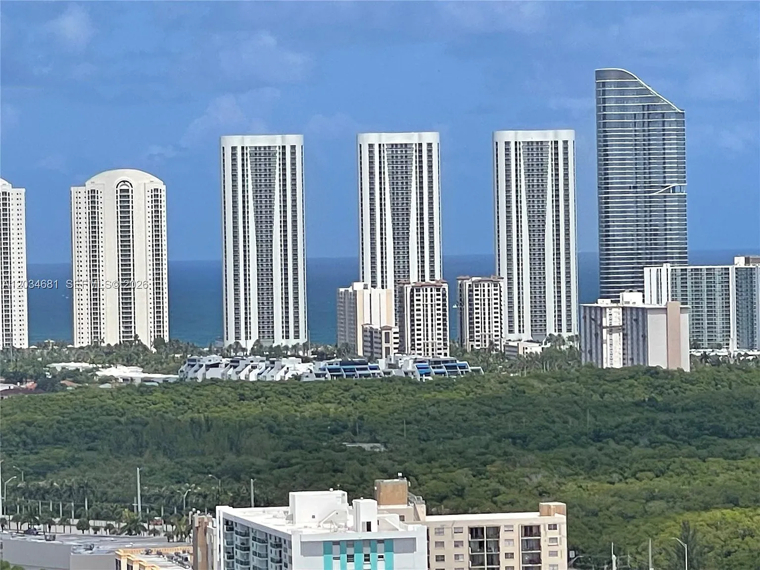 tdr Tower I Condo — Photo 4