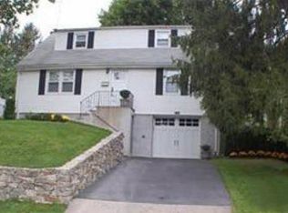 1169 Nepperhan Ave, Yonkers, NY 10703
