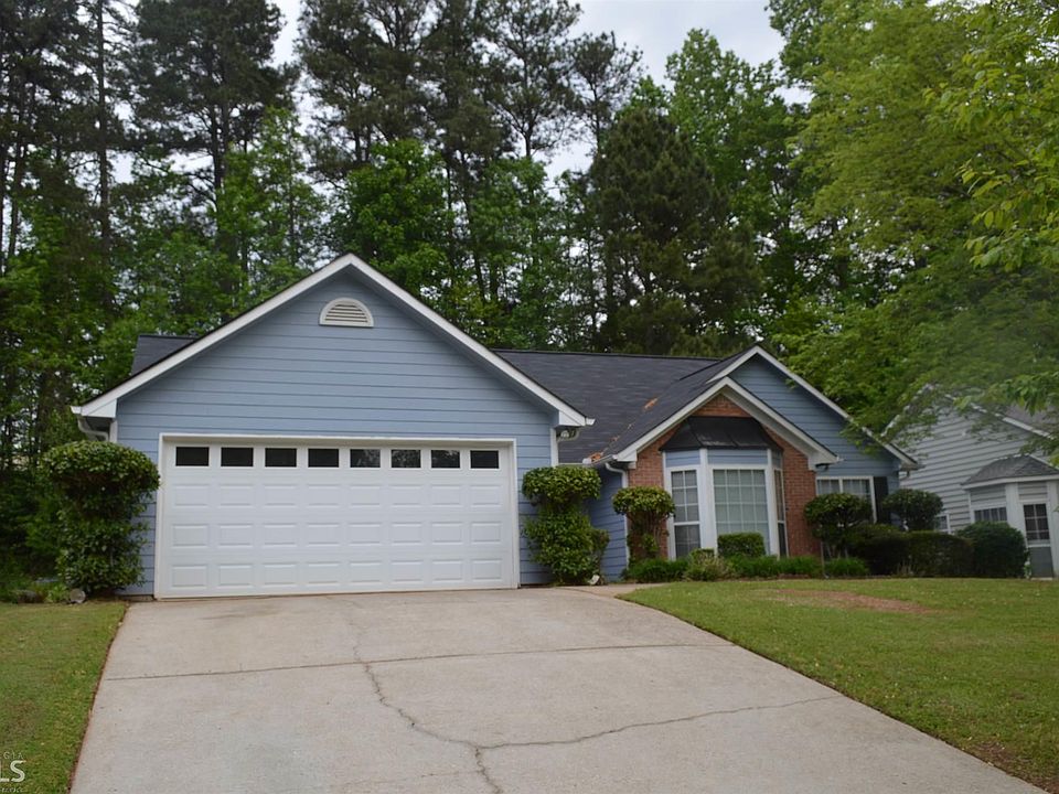 1st image of 490 Paris Dr