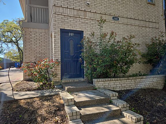 2nd image of 1501 Cedar Elm Dr APT 205