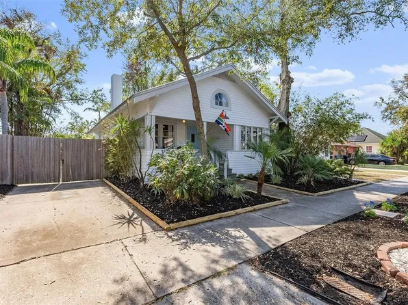 468 11th Ave N, Saint Petersburg, FL 33701