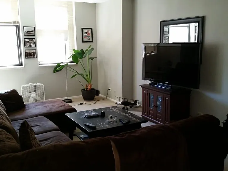 Living Room looking East