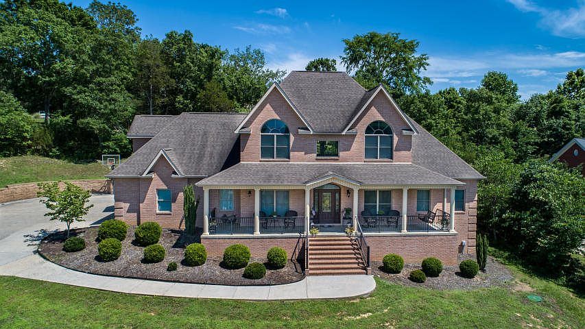 1st image of 123 Bradford Village Way