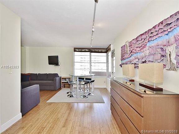 4th image of 2899 Collins Ave APT 721