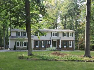 15 Casale Dr, Warren, NJ 07059