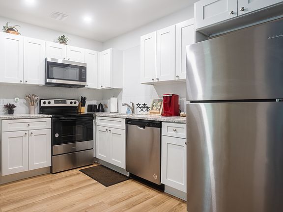 3rd image of 1126 E 55th St #1126