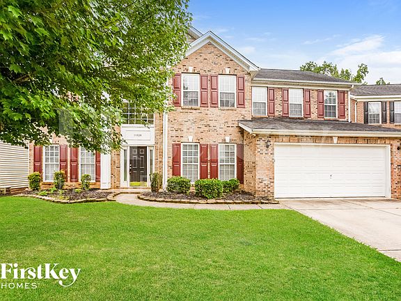 2nd image of 10826 Dapple Grey Ln