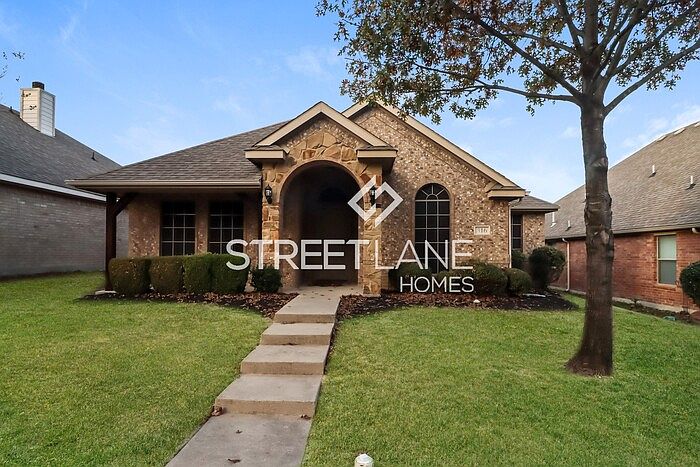 1st image of 316 Village Dr