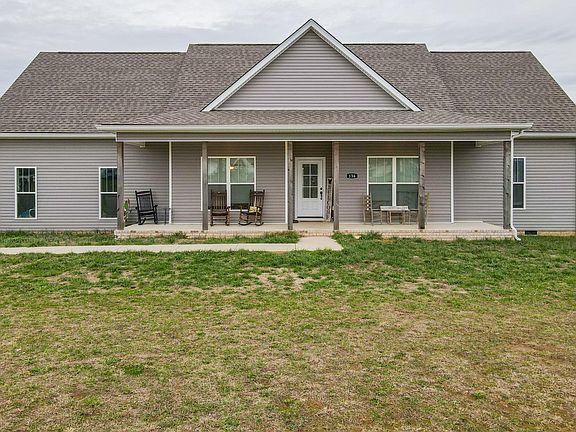 3rd image of 136 Stanfill Dr