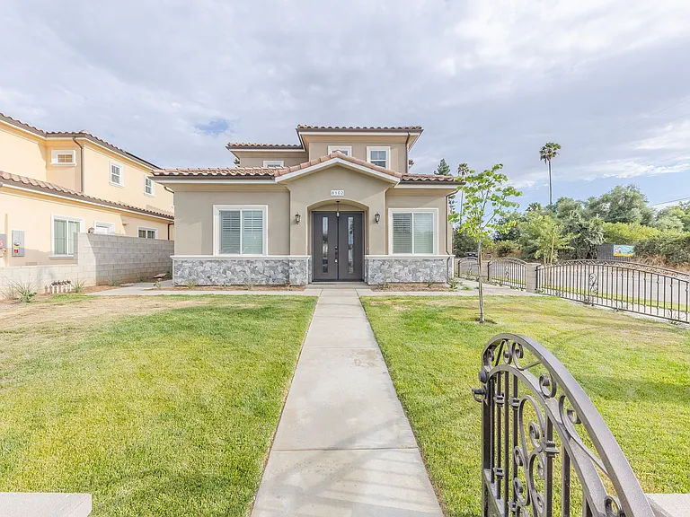 8102 Celito Dr — Photo 5