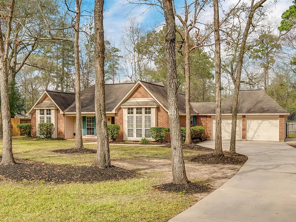 2460 Pebblebrook Cir