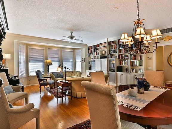 4th image of 105 Fareham Pl N