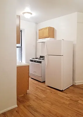 Rented by New York Residence | media 7