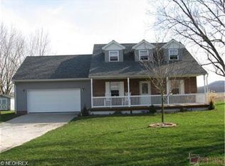 3056 Boltz Rd SE, New Philadelphia, OH 44663