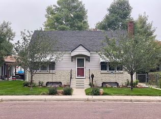 2533 E B St, Torrington, WY 82240