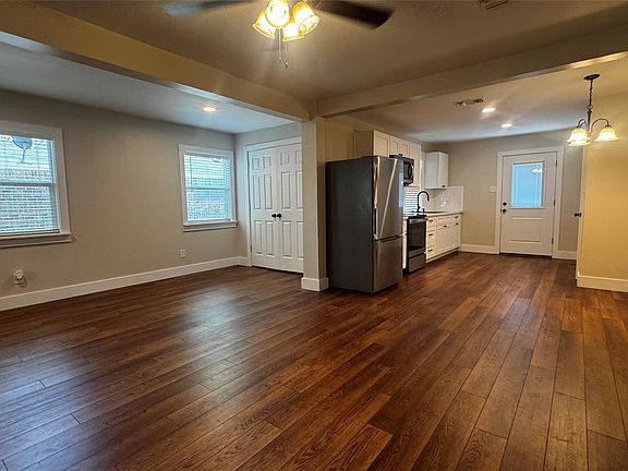 2nd image of 2311 Brazeal St