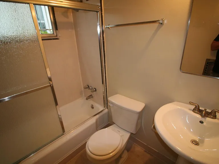 1162 N Gardner St #3 — Photo 7
