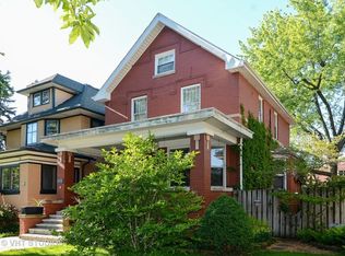 2853 W Wilson Ave, Chicago, IL 60625
