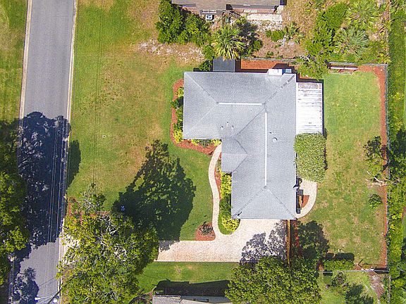 4th image of 34 S Saint Andrews Dr
