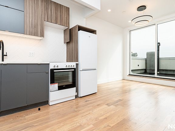 3rd image of 156 Martense St #5L