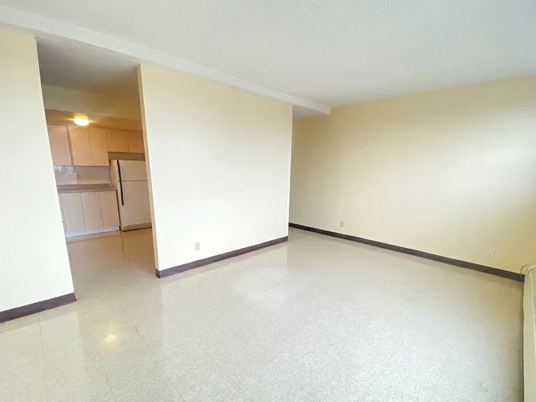 401 Princess St — Photo 21