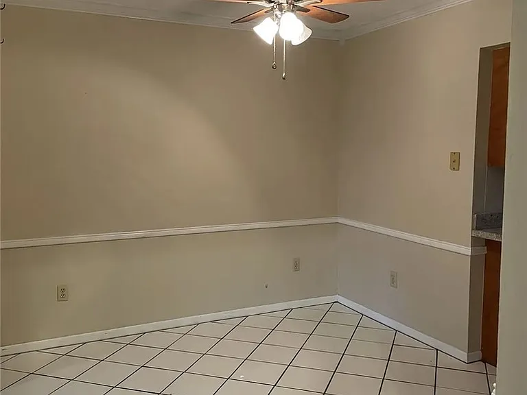 4713 Pembrook Ln — Photo 5