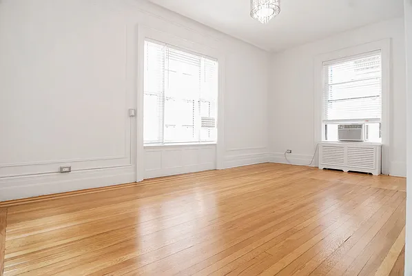 Rented by WAM Partners - William Moses Co. | media 111