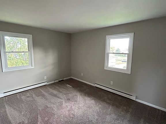 3rd image of 21 S Clement Ave #1