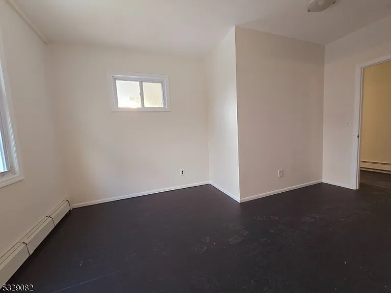 43 Walnut Cres #1 — Photo 19