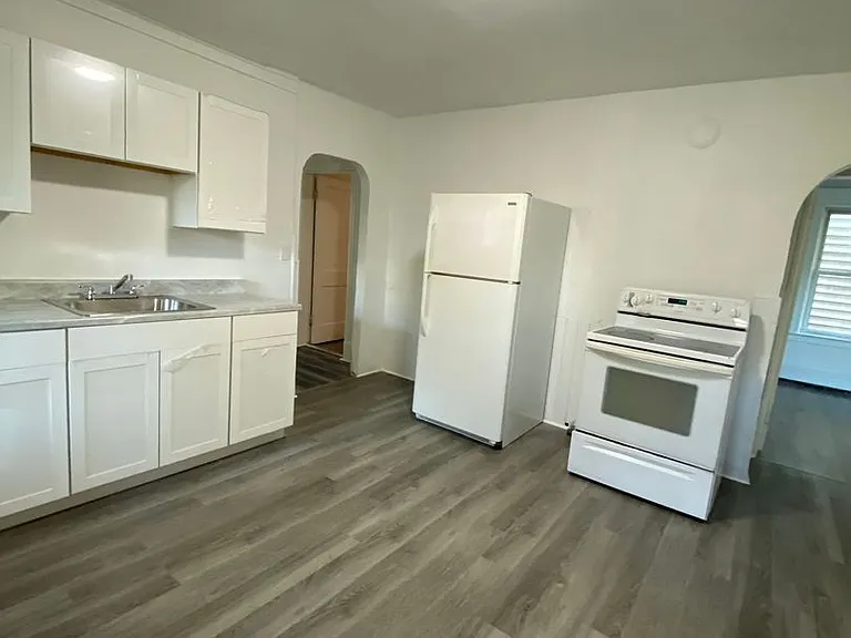 229 Grove St #235 — Photo 7