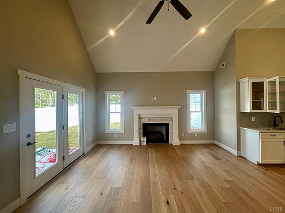 2nd image of 102 Craftsman Way