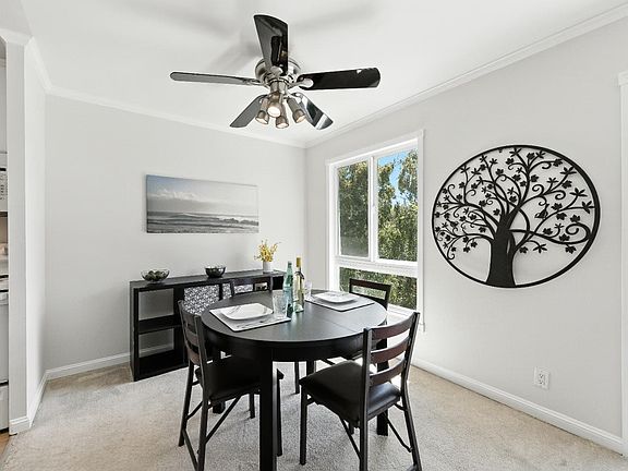 5th image of 932 Peninsula Ave APT 406