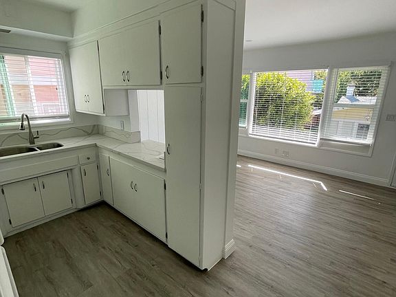 5th image of 508 S Catalina Ave #A