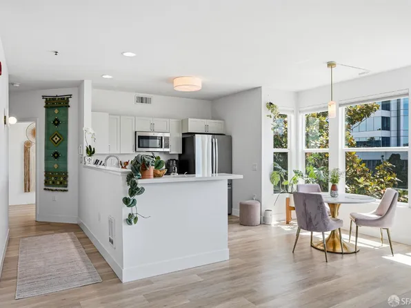 655 12th St APT 211, Oakland, CA 94607