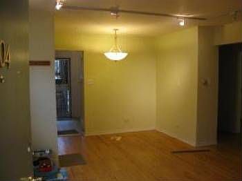 2nd image of 6969 N Ashland Ave #205