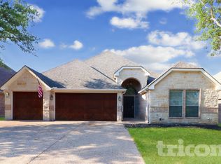129 Muirfield Dr, Aledo, TX 76008