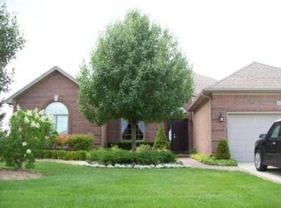 47313 Woodberry Estates Dr, Macomb, MI