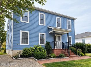262 Evergreen Dr, Bayville, NJ 08721
