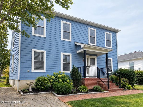 262 Evergreen Dr