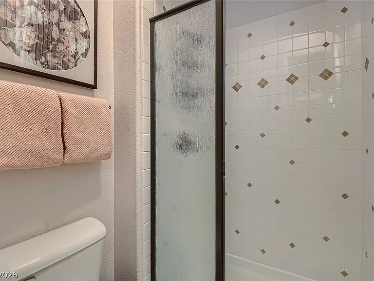 1041 Baronet Dr — Photo 23